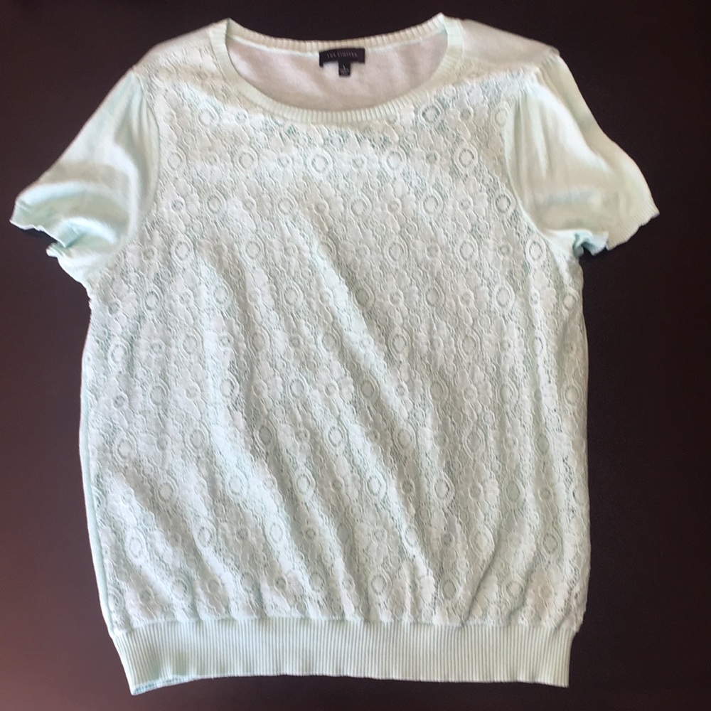 Short sleeved sweater